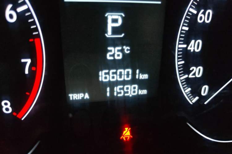 Used Honda Accord 2018 260TURBO Elite Edition China V Odometer Close Up