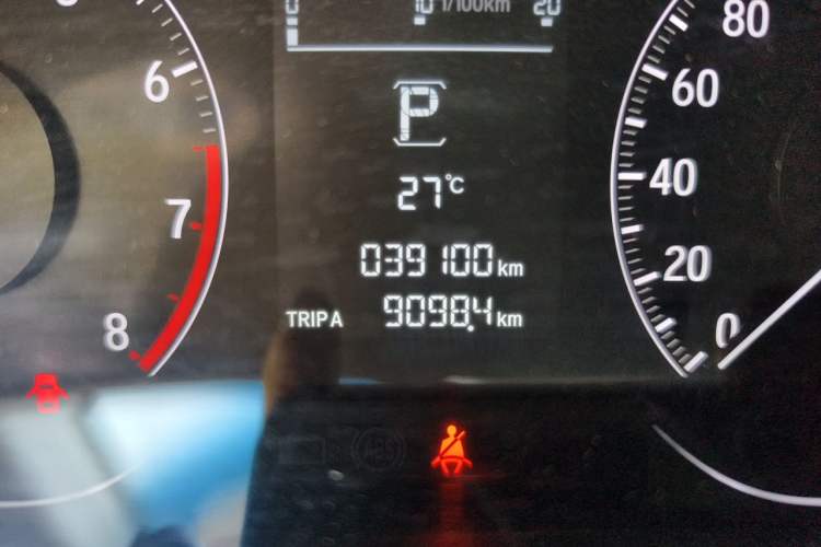 Used Honda Accord 2018 260TURBO Elite Edition China VI Odometer Close Up