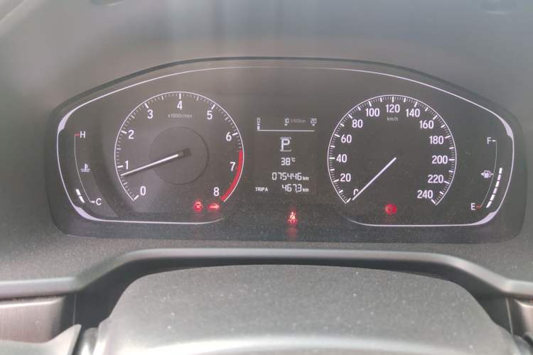 Used Honda Accord 2018 230TURBO Comfort Version National V Odometer Close Up