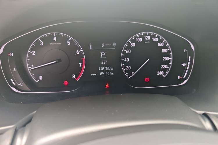 Used Honda Accord 2018 260TURBO Elite Edition China V Odometer Close Up