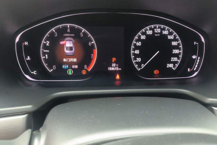 Used Honda Accord 2018 260TURBO Luxury Edition China V Emission Standard Odometer Close Up