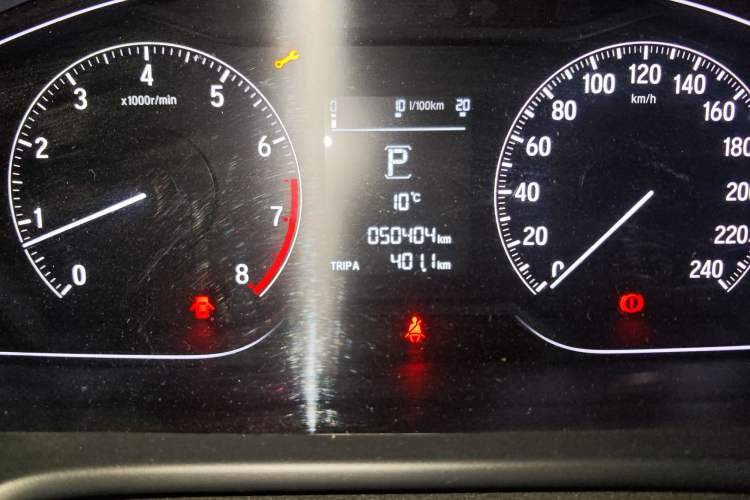 Used Honda Accord 2018 260TURBO Elite Edition China V Odometer Close Up