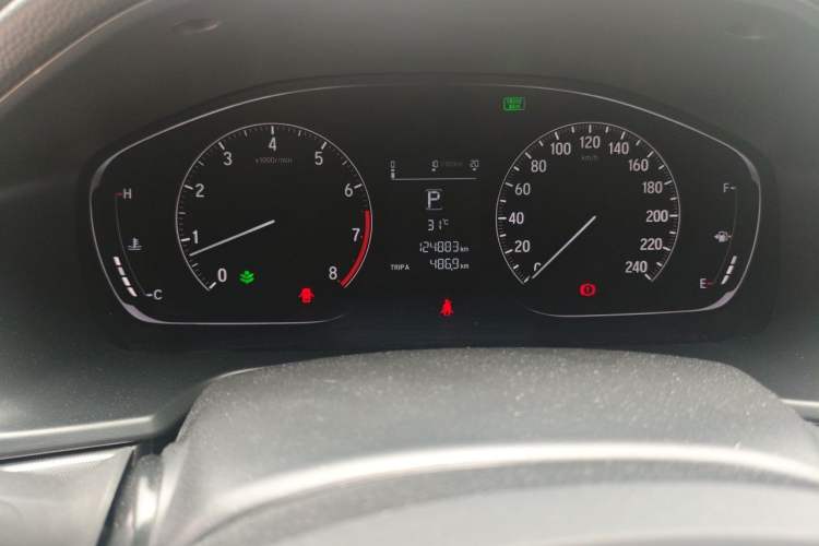 Used Honda Accord 2018 260TURBO Elite Edition China VI Odometer Close Up