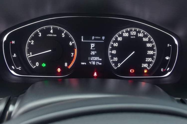 Used Honda Accord 2018 260TURBO Elite Edition China VI Odometer Close Up