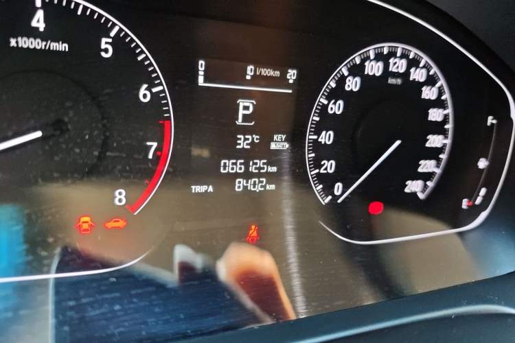 Used Honda Accord 2018 260TURBO Elite Edition China VI Odometer Close Up
