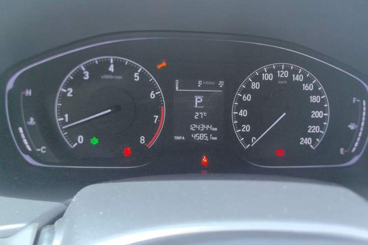 Used Honda Accord 2018 260TURBO Elite Edition China VI Odometer Close Up