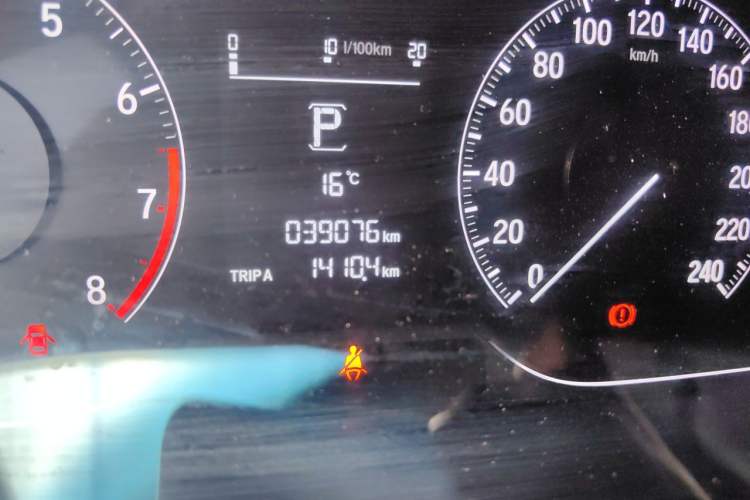 Used Honda Accord 2018 260TURBO Elite Edition China VI Odometer Close Up