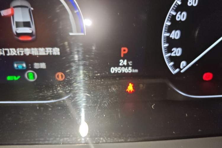 Used Honda Accord 2018 Rui Hybrid 2.0L Rui Ling Edition China VI Odometer Close Up