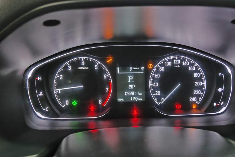 Used Honda Accord 2018 260TURBO Elite Edition China VI Odometer Close Up