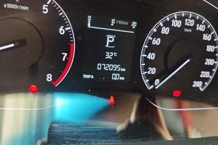 Used Honda Accord 2018 260TURBO Elite Edition China VI Odometer Close Up