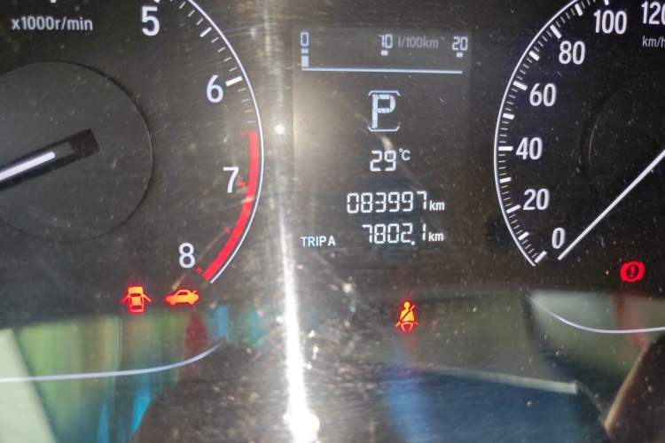 Used Honda Accord 2018 260TURBO Elite Edition China V Odometer Close Up
