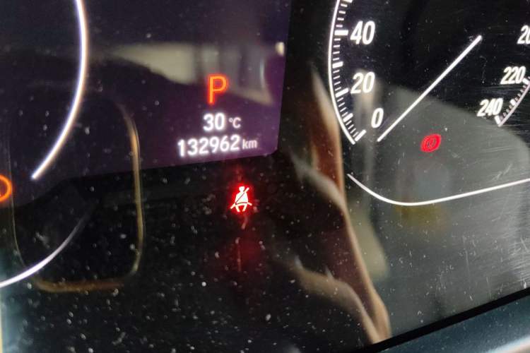 Used Honda Accord 2018 260TURBO Luxury Edition China VI Odometer Close Up
