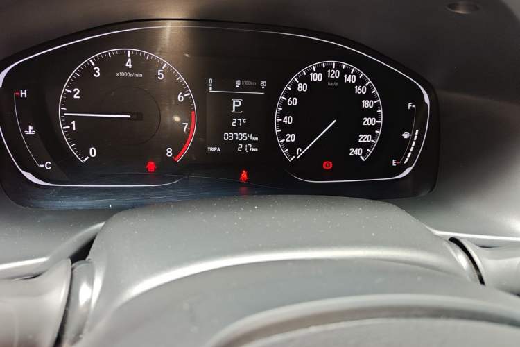 Used Honda Accord 2018 260TURBO Elite Edition China V Odometer Close Up
