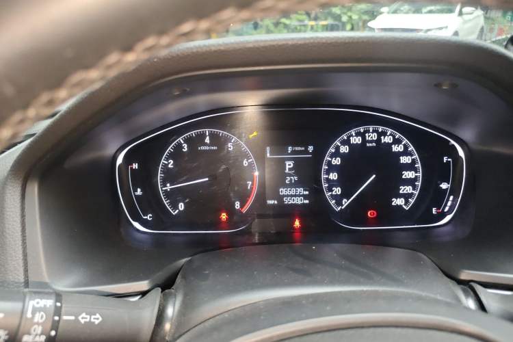 Used Honda Accord 2018 260TURBO Elite Edition China V Odometer Close Up