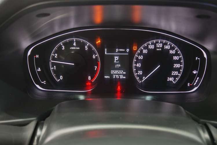 Used Honda Accord 2018 260TURBO Elite Edition China VI Odometer Close Up