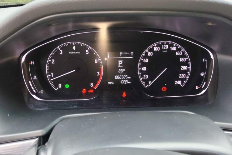 Used Honda Accord 2018 260TURBO Elite Edition China VI Odometer Close Up