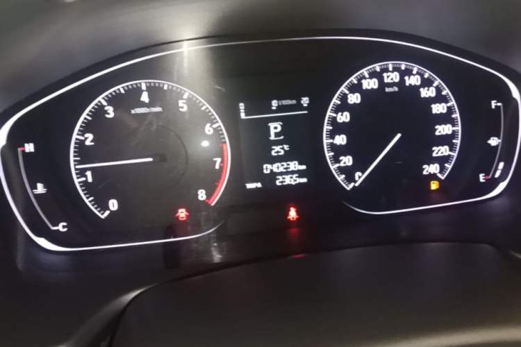 Used Honda Accord 2018 260TURBO Elite Edition China V Odometer Close Up