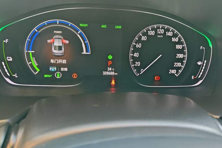 Used Honda Accord 2018 Rui Hybrid 2.0L Rui Ling Edition China VI Odometer Close Up