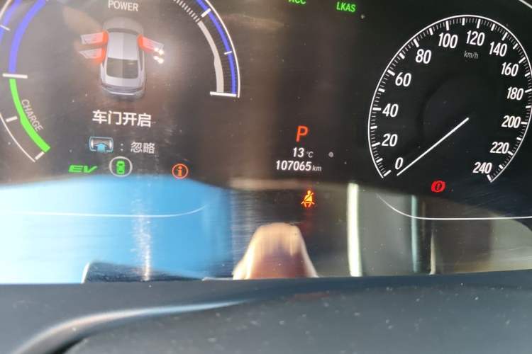 Used Honda Accord 2018 Rui·Hybrid 2.0L Rui Ku Edition China VI Odometer Close Up