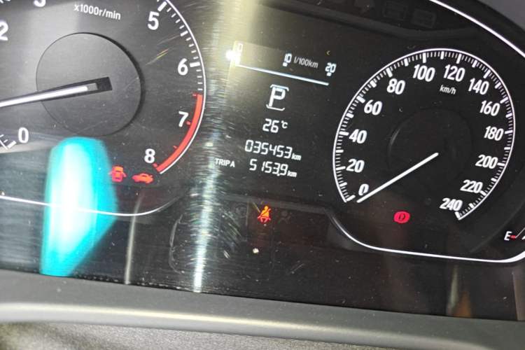 Used Honda Accord 2018 260TURBO Elite Edition China VI Odometer Close Up