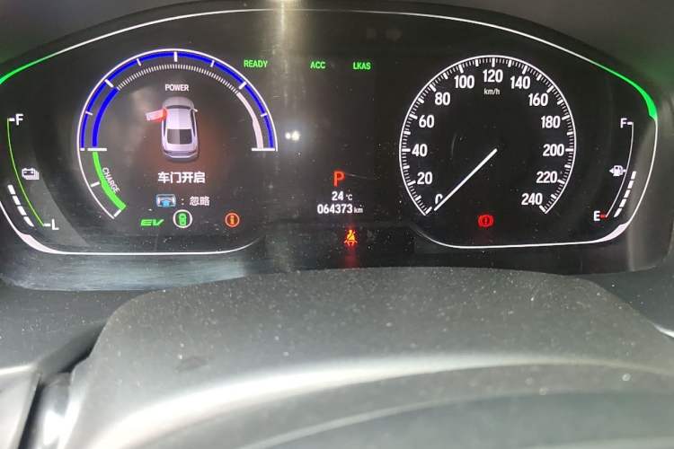 Used Honda Accord 2018 Rui·Hybrid 2.0L Rui Ku Edition China VI Odometer Close Up