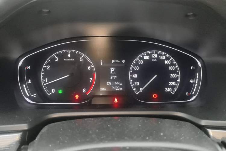 Used Honda Accord 2018 260TURBO Elite Edition China VI Odometer Close Up