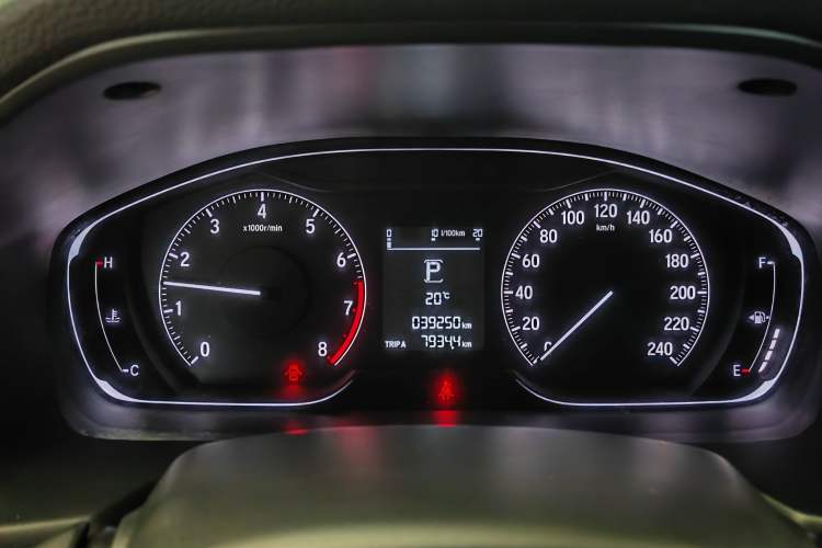 Used Honda Accord 2018 260TURBO Elite Edition China VI Odometer Close Up