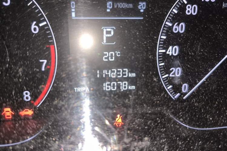 Used Honda Accord 2018 230TURBO Comfort Version National V Odometer Close Up