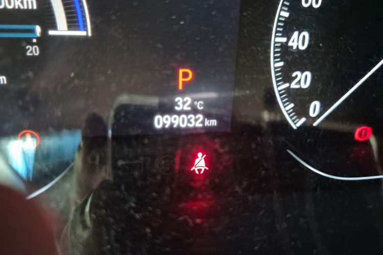 Used Honda Accord 2018 Rui Hybrid 2.0L Rui Ling Edition China VI Odometer Close Up