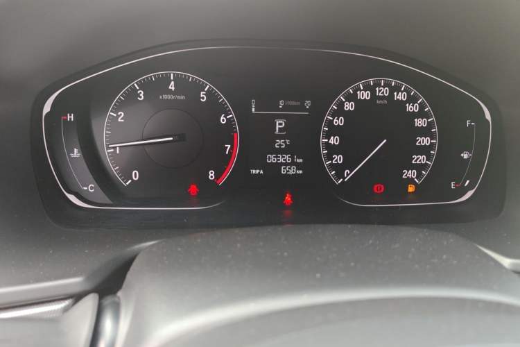 Used Honda Accord 2018 260TURBO Elite Edition China V Odometer Close Up