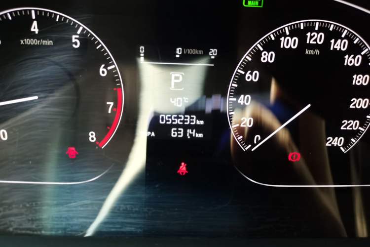Used Honda Accord 2018 260TURBO Elite Edition China V Odometer Close Up