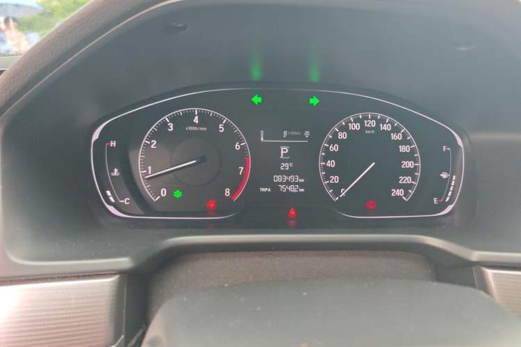 Used Honda Accord 2018 260TURBO Elite Edition China VI Odometer Close Up