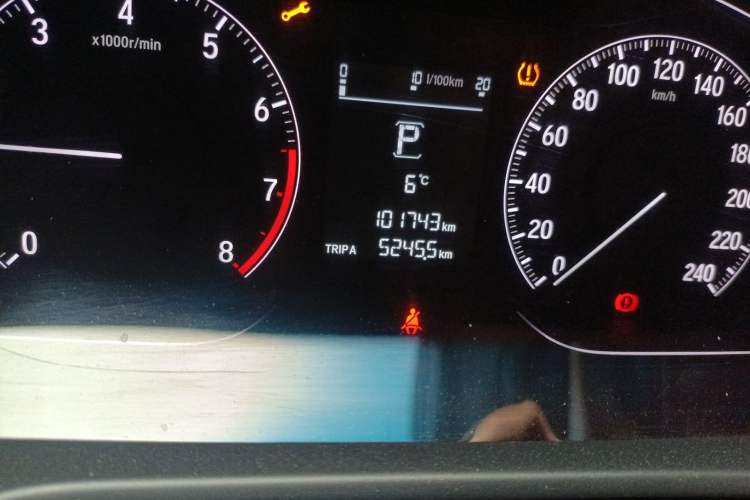 Used Honda Accord 2018 260TURBO Elite Edition China V Odometer Close Up