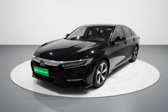 Honda Accord 2018 Rui·Hybrid 2.0L Rui Zhi Edition China VI с пробегом