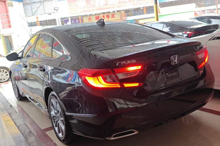 Used Honda Accord 2018 260TURBO Elite Edition China VI Rear Left 45 Deg