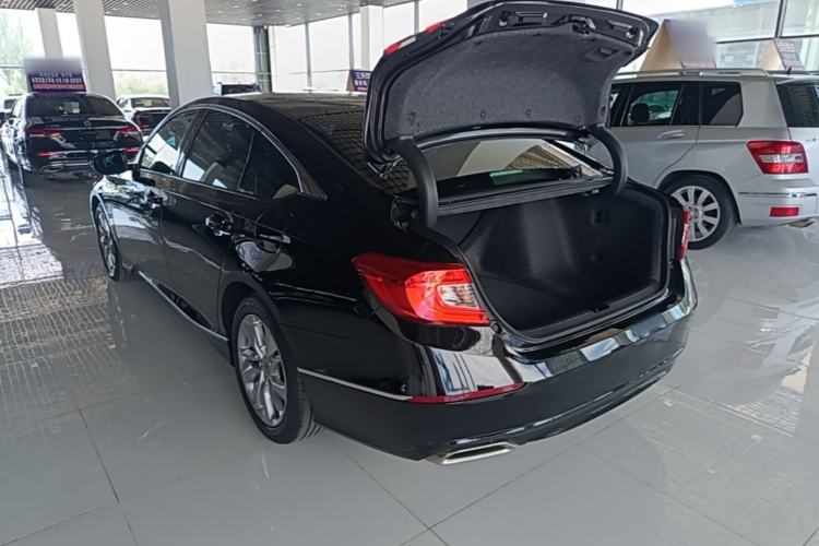 Used Honda Accord 2018 260TURBO Elite Edition China VI Rear Left 45 Deg