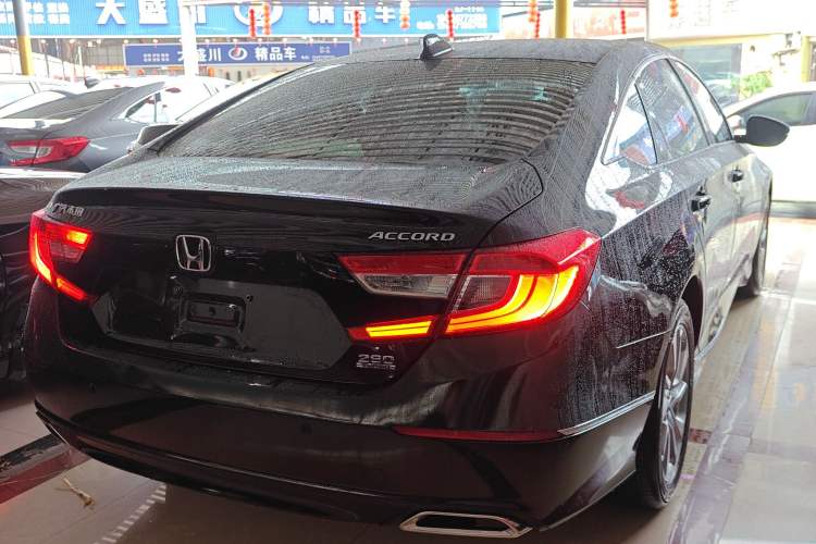 Used Honda Accord 2018 260TURBO Elite Edition China VI Rear Right 45 Deg