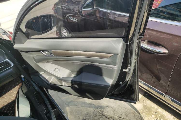 Used Honda Accord 2018 230TURBO Comfort Edition China VI Emission Standard Right Front Door Interior