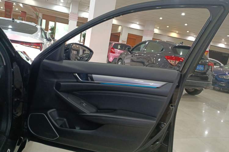 Used Honda Accord 2018 260TURBO Elite Edition China VI Right Front Door Interior