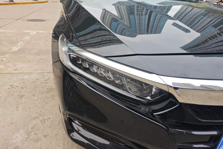 Used Honda Accord 2018 260TURBO Elite Edition China V Right Front Headlight