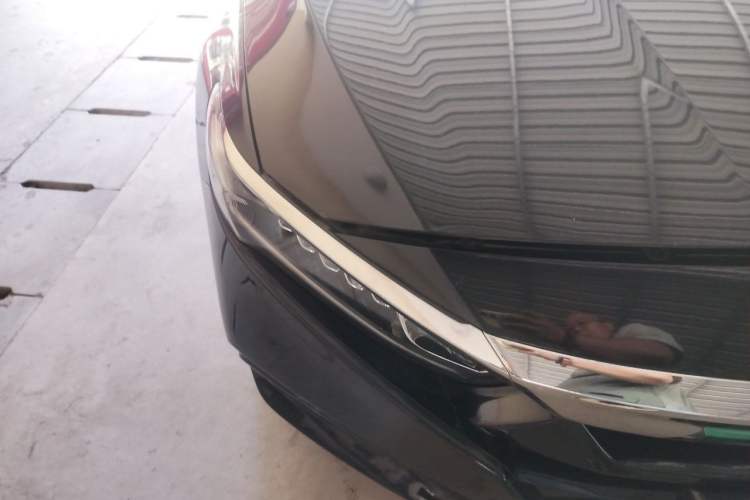 Used Honda Accord 2018 260TURBO Elite Edition China V Right Front Headlight