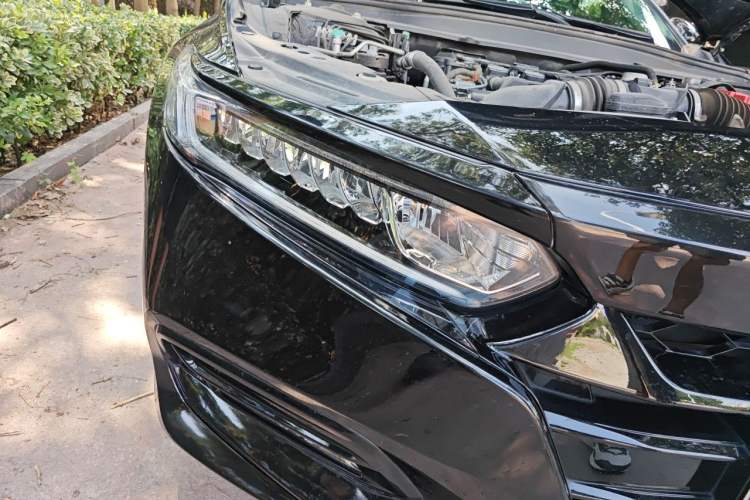 Used Honda Accord 2018 260TURBO Elite Edition China VI Right Front Headlight