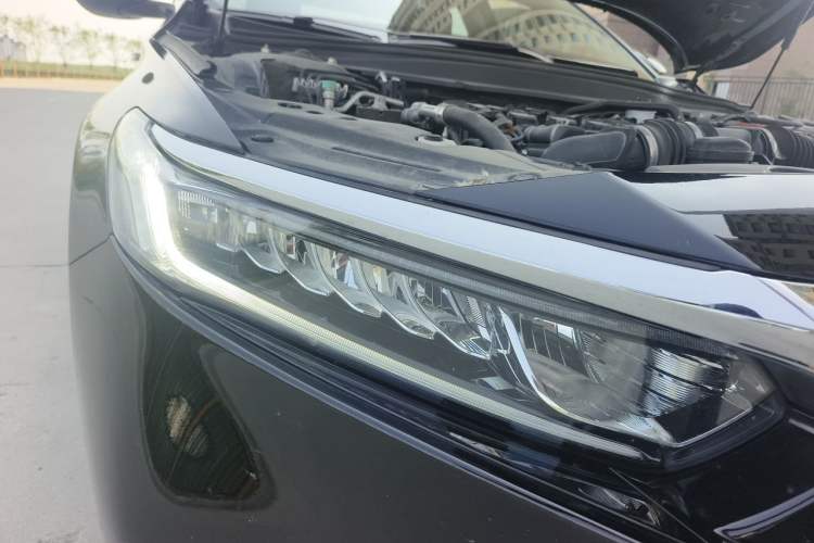 Used Honda Accord 2018 260TURBO Elite Edition China VI Right Front Headlight