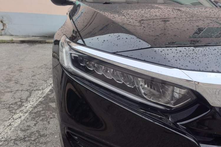 Used Honda Accord 2018 260TURBO Elite Edition China VI Right Front Headlight