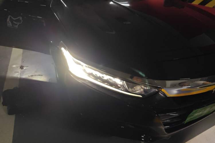 Used Honda Accord 2018 230TURBO Comfort Version National V Right Front Headlight