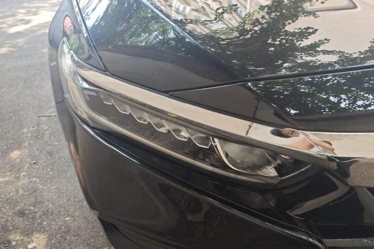 Used Honda Accord 2018 260TURBO Elite Edition China VI Right Front Headlight