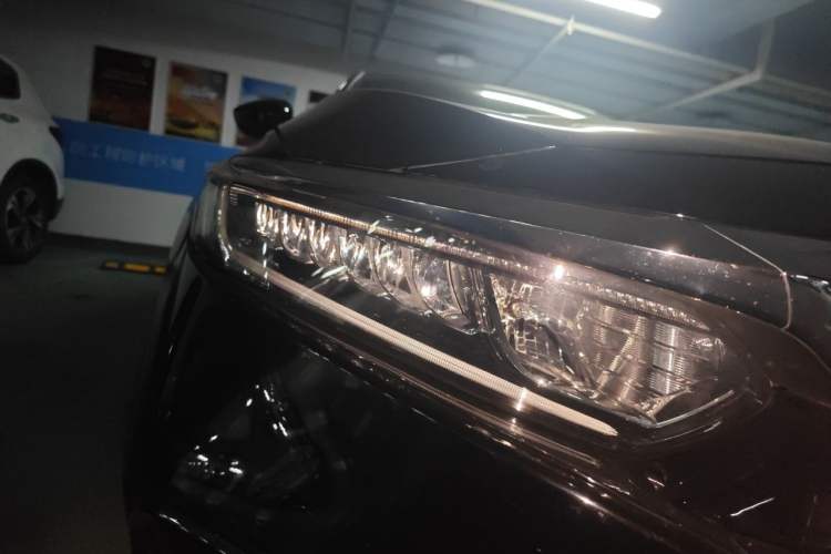 Used Honda Accord 2018 230TURBO Comfort Version National V Right Front Headlight