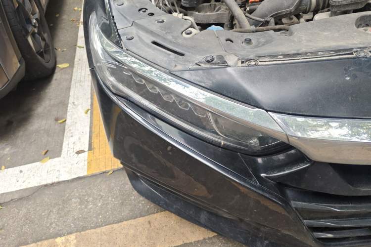 Used Honda Accord 2018 260TURBO Elite Edition China V Right Front Headlight
