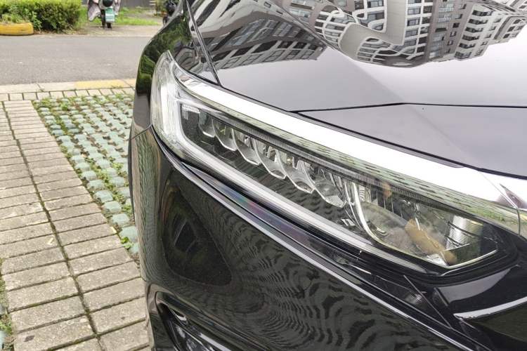 Used Honda Accord 2018 260TURBO Elite Edition China VI Right Front Headlight