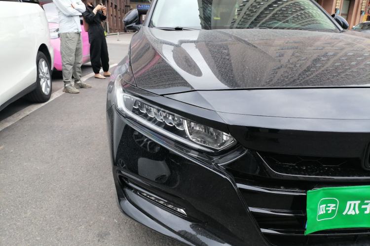 Used Honda Accord 2018 260TURBO Elite Edition China V Right Front Headlight